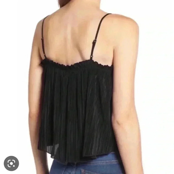 Madewell Micro-Pleated Tank - Picture 2 of 6
